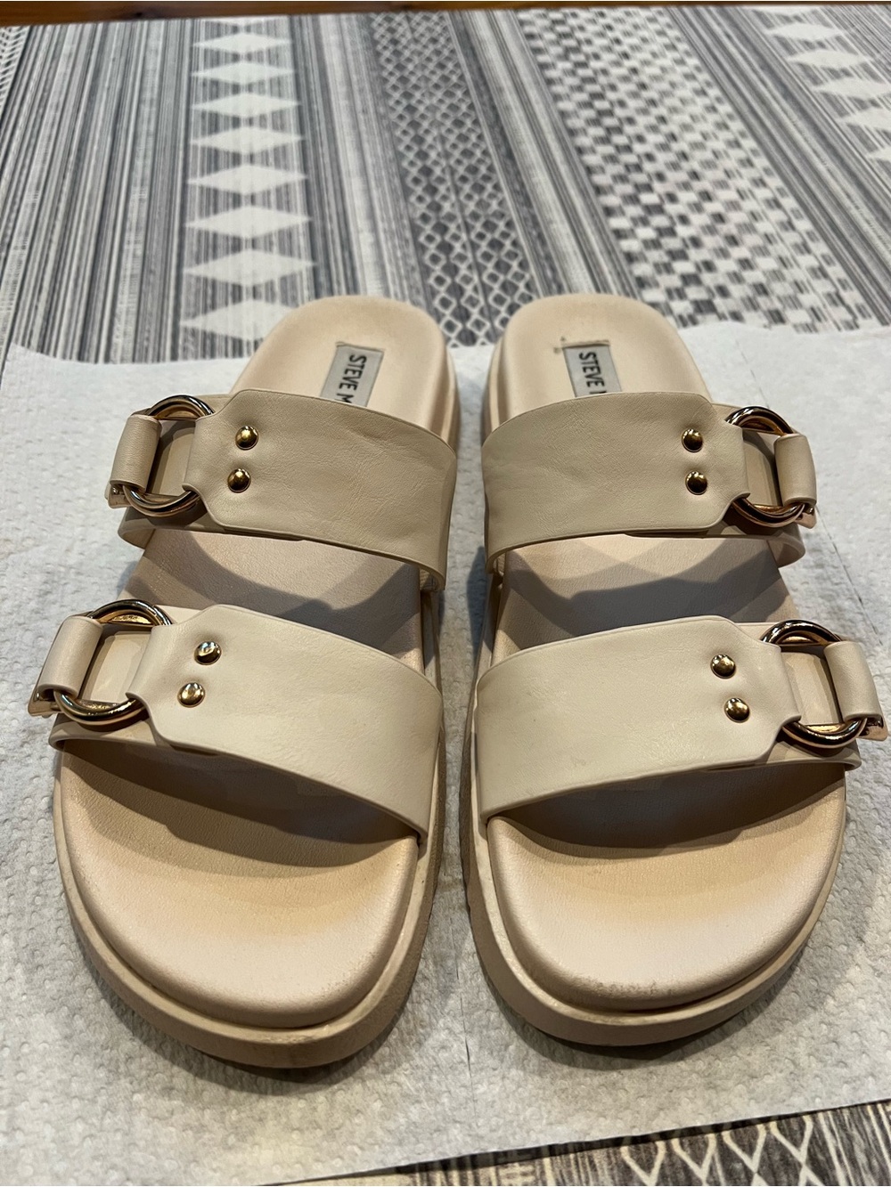 Steve Madden sandals